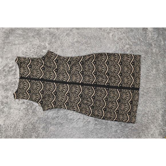 GUESS Black Shift Dress Size 12 Knee Length Polyester Geometric Lace Sleeveless - Picture 3 of 6